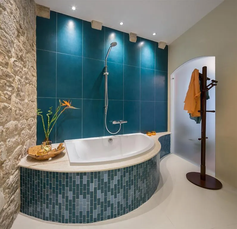 That Place Studio Apartment 트로기르